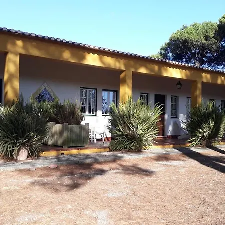 Casas Do Alpendre *