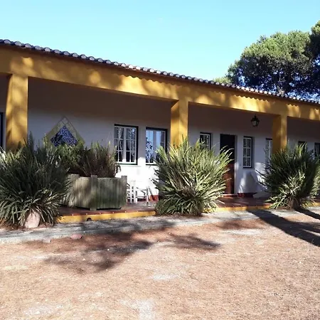 Casas Do Alpendre *