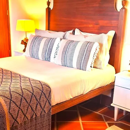 Casas Do Alpendre Nyaraló *